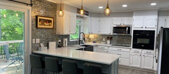 Renovated! Peaceful farm setting. Close to TTU, town and Cummins Falls.