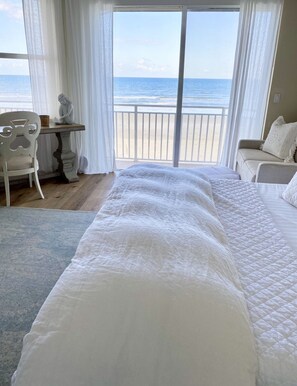 4 habitaciones, tabla de planchar con plancha, wifi y ropa de cama 