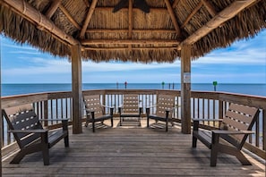 Terrace/patio - Serene Oceanfront Keys Condo (Tavernier)
