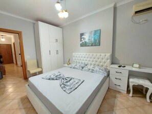 1 Schlafzimmer, Schreibtisch, Bügeleisen/Bügelbrett, kostenloses WLAN