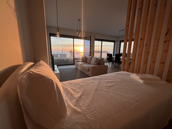 2 Schlafzimmer, Reisekinderbett, kostenloses WLAN, Bettwäsche