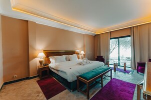 Suite Junior | Biancheria da letto di alta qualità, materassi Select Comfort, minibar