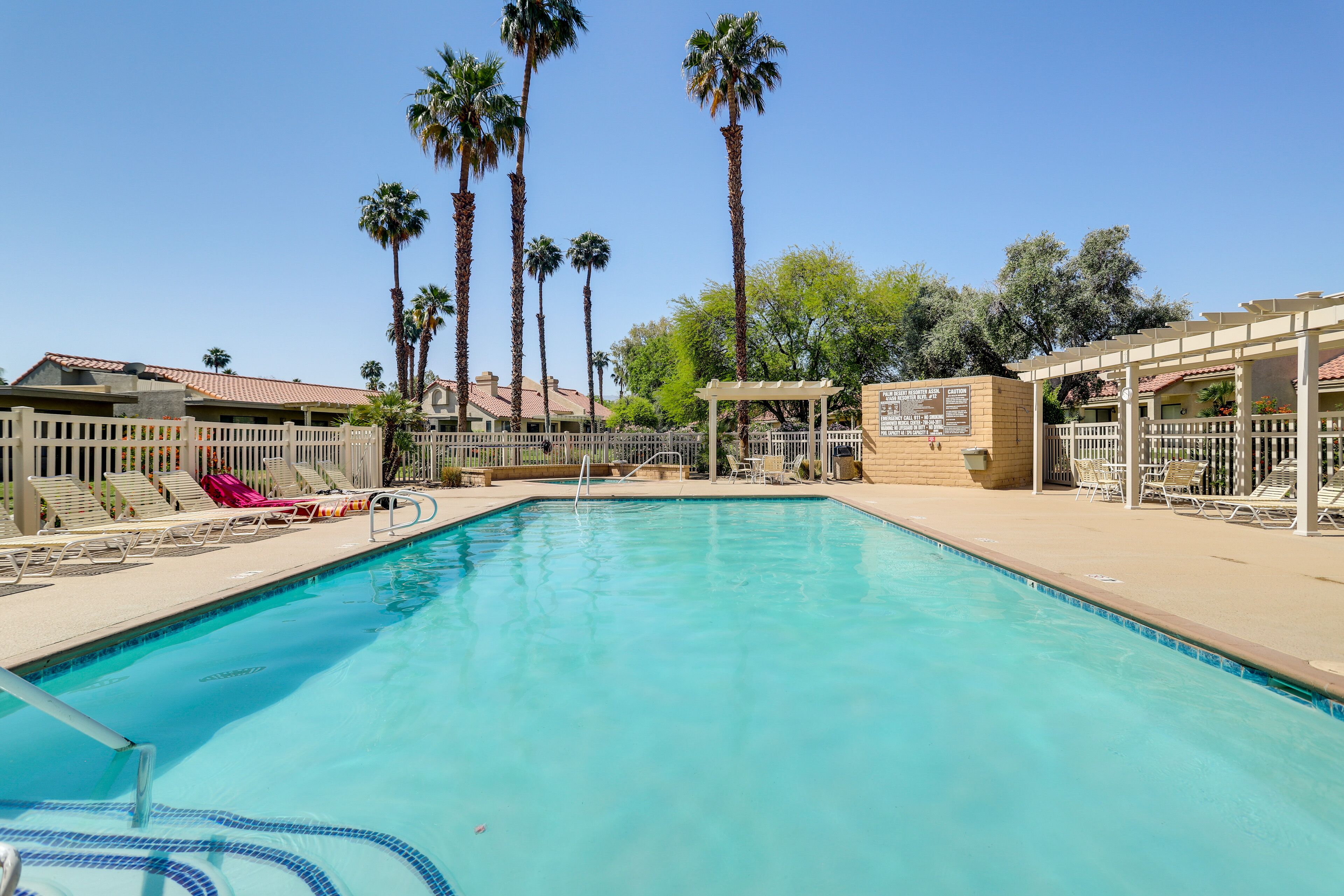 Palm Desert Rental w/ Community Pool & Hot Tub!