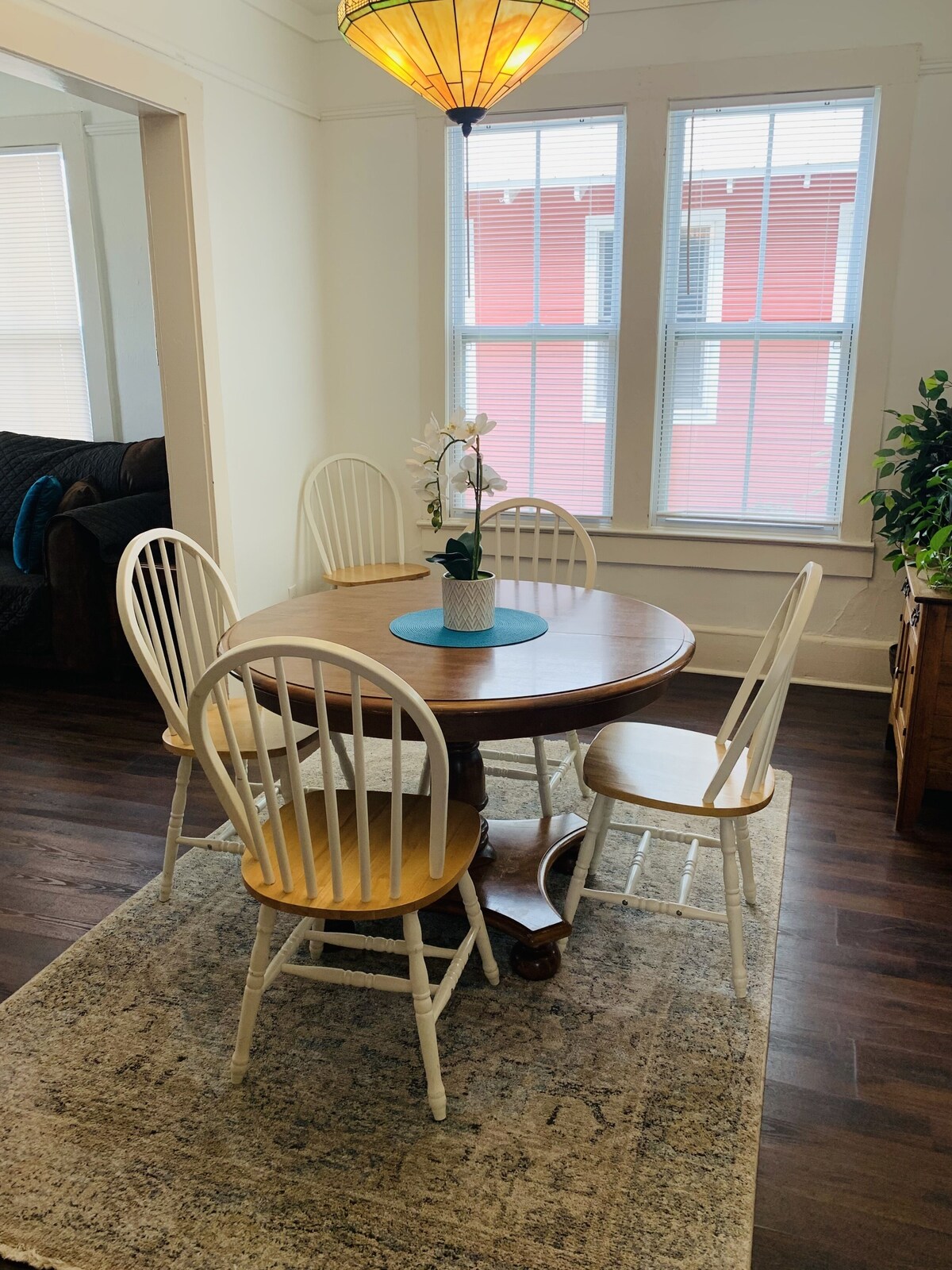 Photo 12 of Downtown Lodge-Clean-Pet Friendly-Free Parking
