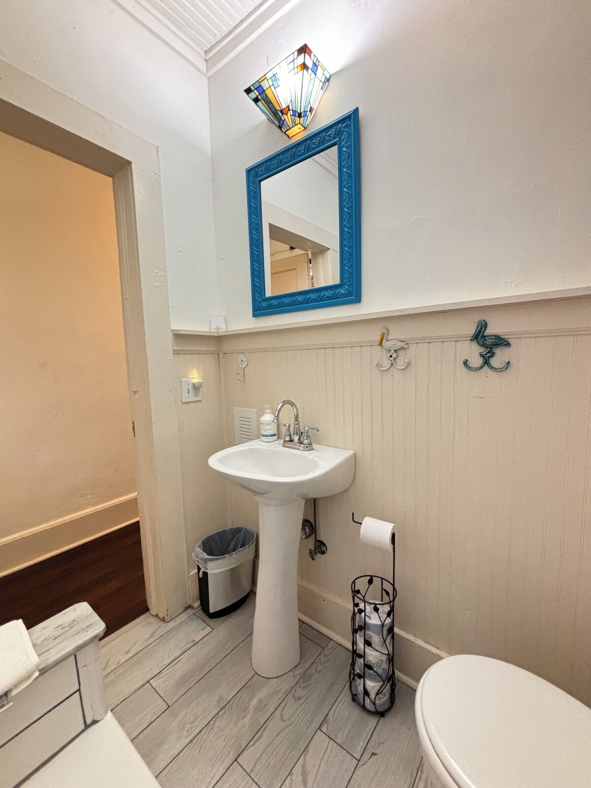 Photo 30 of Downtown Lodge-Clean-Pet Friendly-Free Parking