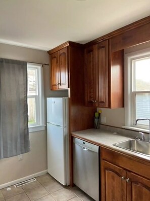 冰箱、微波炉、烤箱、茶具/咖啡用具