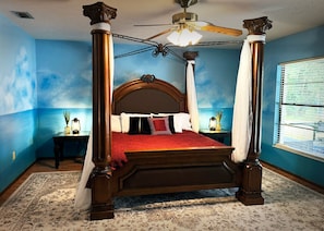 4 soverom, strykejern/-brett, wi-fi (inkludert) og sengetøy