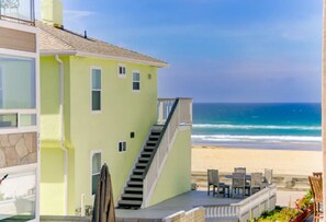 Beach - Oceanview Huge Decks Trilevel Sleeps 16+Guesthouse (San Diego)