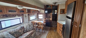 Amaizing Alien capital of the world sky views, never know what it will show!