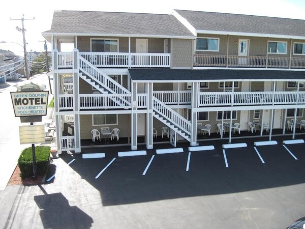 Green Dolphin Motel - Saco, ME