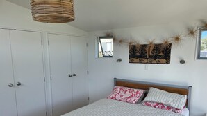 Room - Just ONE Minute TO Medlands Beach (Auckland)