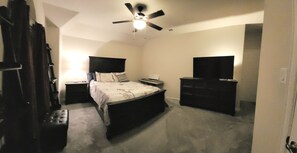 5 bedrooms, desk, iron/ironing board, free WiFi