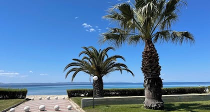 Détendez-vous dans cette propriété de Sithonie avec vue sur l'océan