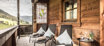 Chalet in panoramic location, 450m to the ski lift