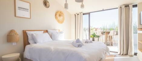 4 Schlafzimmer, Bügeleisen/Bügelbrett, Reisekinderbett, WLAN