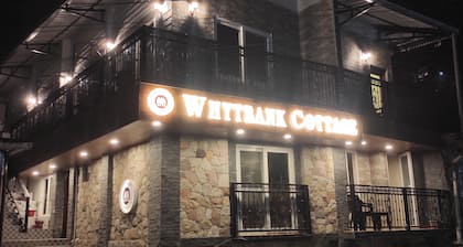 Whytbank Cottage , Stylish Boutique Styled Cottage nested in hills of Mussoorie.