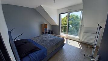 4 bedrooms, WiFi, bed sheets