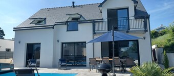 Villa 4 Chambres, 10 Couchages, Piscine Chauffée Plage à 4 Minutes de Marche