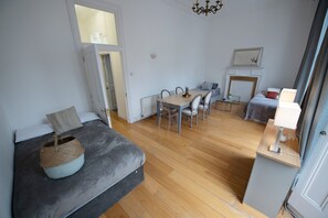 2 Schlafzimmer, Bügeleisen/Bügelbrett, WLAN, Bettwäsche