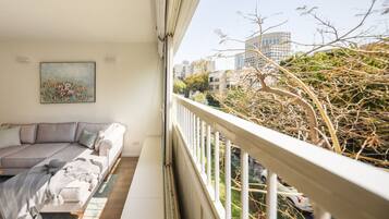 65-inch Smart TV with cable channels, TV