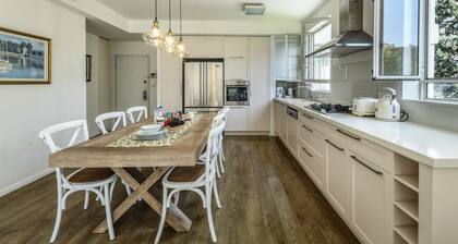 Stunning 2BR Apartment in Beeri