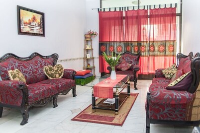 3 Bedroom Luxurious Furnished Apartment @ Baridhara DOHS