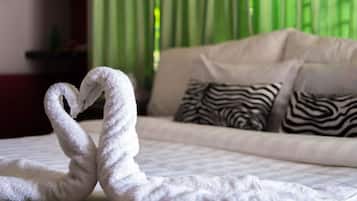 3 slaapkamers, een bureau, een strijkplank/strijkijzer, wifi