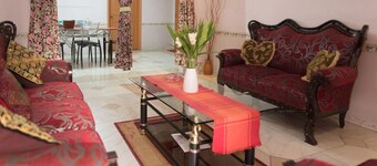 3 Bedroom Luxurious Furnished Apartment @ Baridhara DOHS