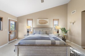 4 bedrooms, desk, iron/ironing board, free WiFi