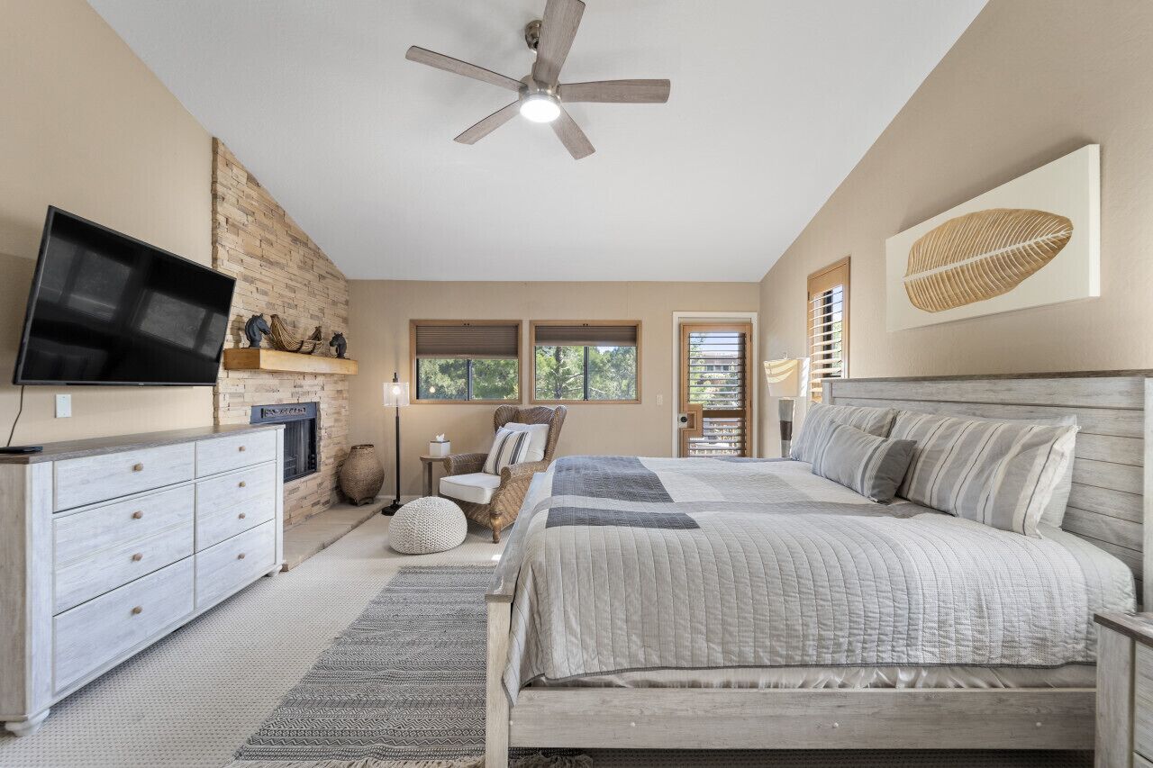 4 habitaciones, escritorio, tabla de planchar con plancha y wifi gratis 