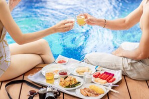 Free daily buffet breakfast - Bird Nest Villas by Mafiya (Koh Rong)
