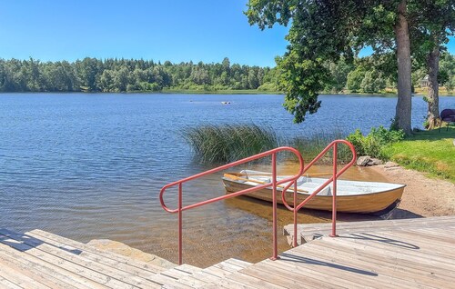 Stunning home in Tingsryd with WiFi