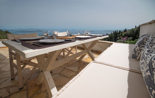 Panoramic House | Terrace/patio