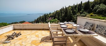 La casa Soleada by CorfuEscapes