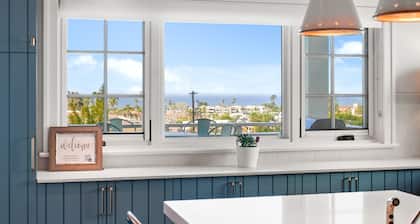 Massive 7BR La Jolla Estate | Ocean View | AC