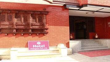 EntrĂ©e de lâhĂ©bergement