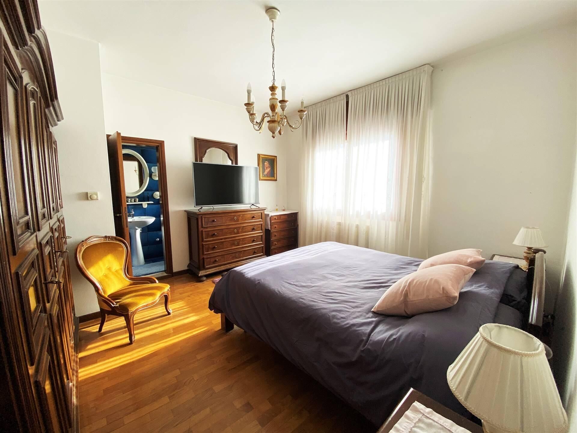 3 chambres, draps fournis