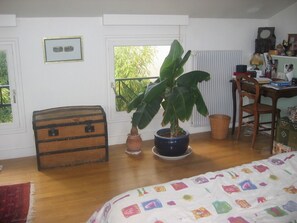 3 bedrooms, iron/ironing board, WiFi, bed sheets - Maison D'artiste Avec Bambouseraie Enchanteresse aux Portes de Paris (Cachan)