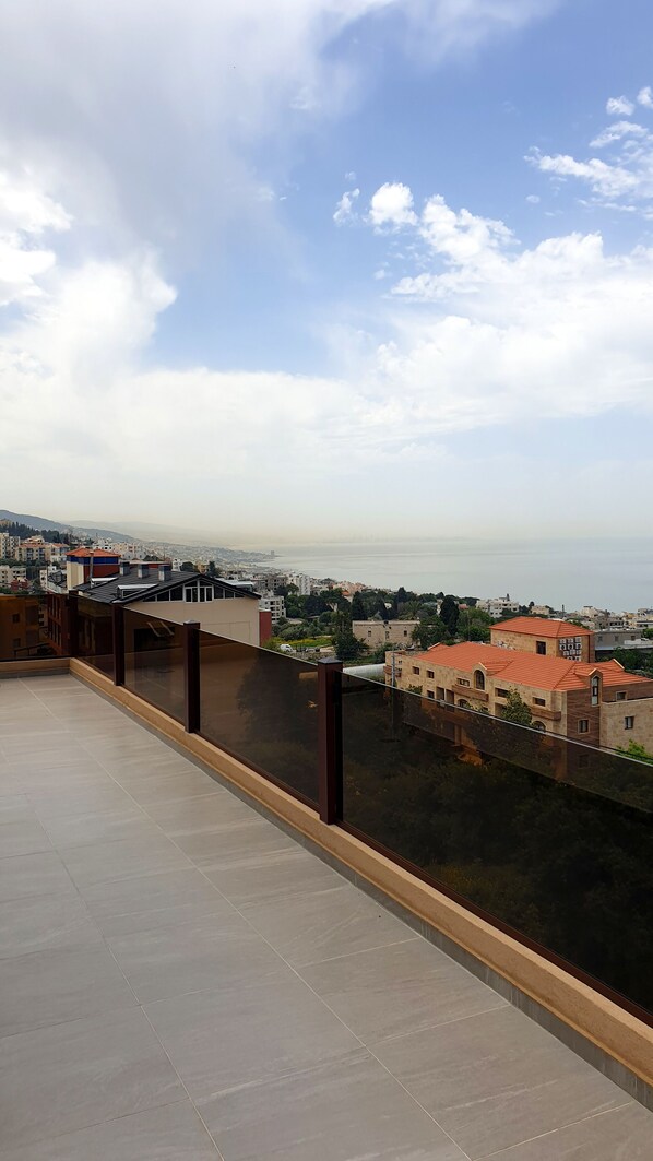 Panoramic Apartment | Balcony view