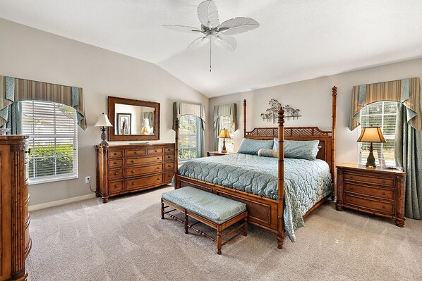 3 chambres, bureau, fer et planche à repasser, Wi-Fi gratuit