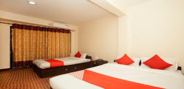 Double Room | Free WiFi, bed sheets - MeroStay 202 Hotel Shree Yantra (Kathmandu)