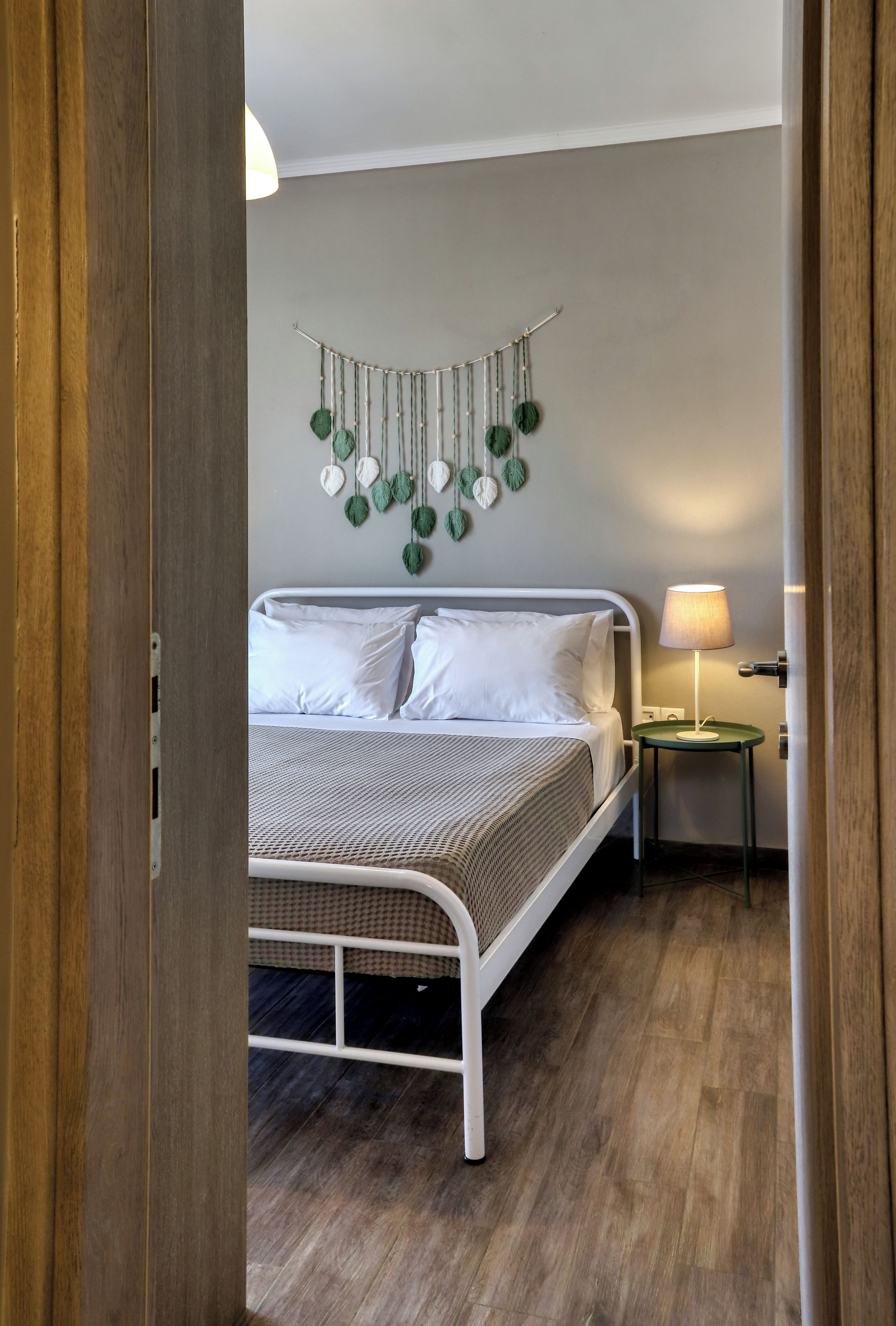 2 bedrooms, in-room safe, iron/ironing board, travel crib
