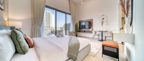 Caixa forta a l'habitació, planxa i posts de planxar i wifi gratuïta