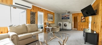 Matlock Dunnotar Area Pet Friendly 3 Bed Cottage Across the Road From the Lake