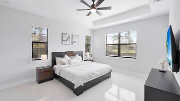 3 dormitorios, tabla de planchar con plancha, wifi y ropa de cama