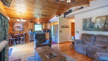 TV connectée, cheminée