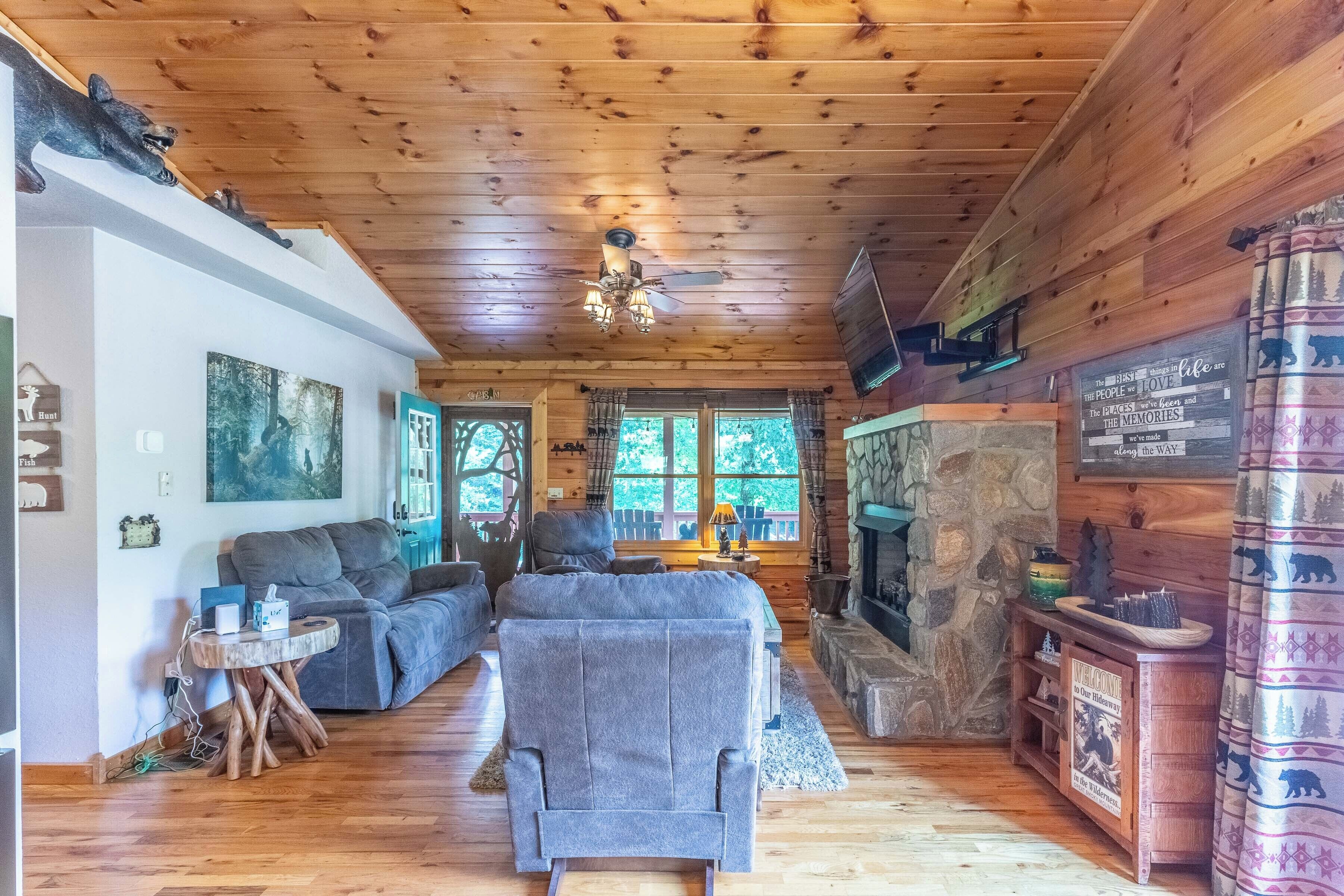 Slow Lane Express-hot Tub - Fire Pit - Covered Porch - Cherokee, NC