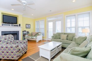 Smart-TV og DVD-spiller