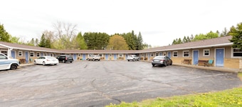 The Edgewood Motel