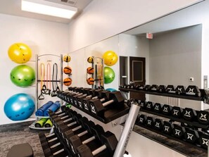 Fitness facility - CozySuites 1BR Modern Apt near the Fashion Mall (Indianapolis)